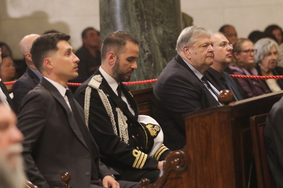 Εκπρόσωποι του πολιτικού κόσμου στη θεία λειτουργία υπέρ αναπαύσεως της ψυχής του Πάπα Φραγκίσκου / Eurokinissi