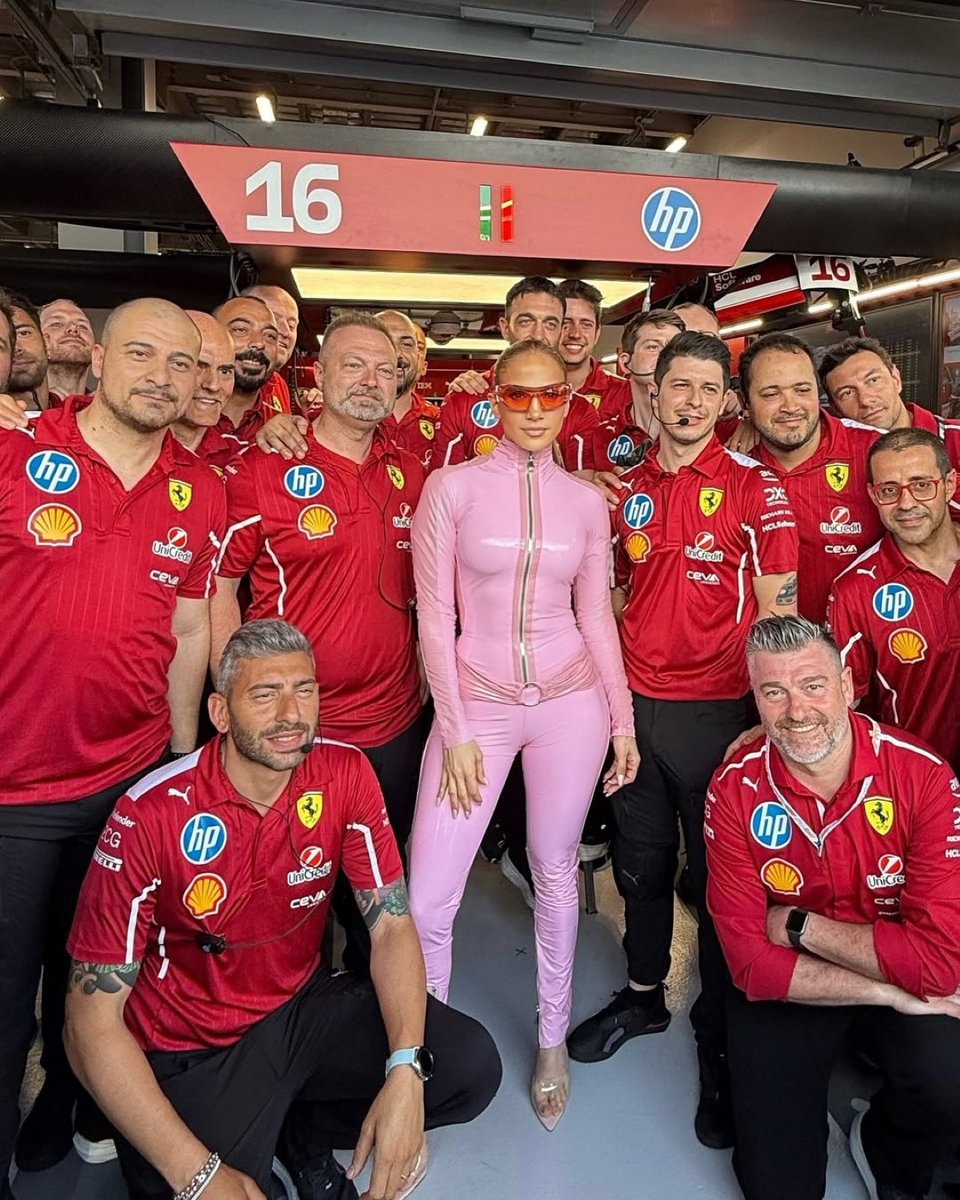 Η 55χρονη ντίβα ήταν καλεσμένη της Ferrari