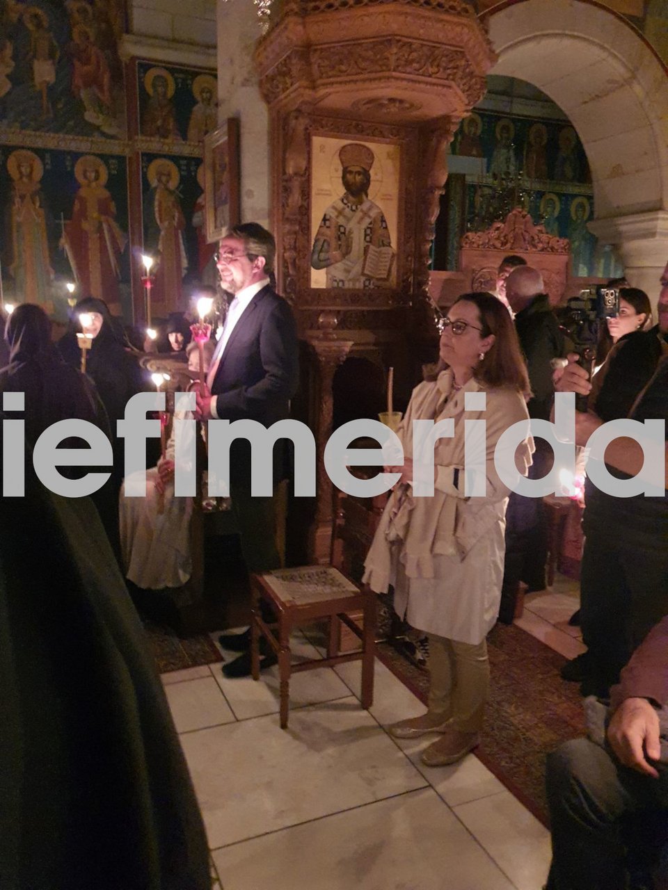 Την Πάτμο επέλεξαν για τις πασχαλινές τους διακοπές, Νικόλαος ντε Γκρες και Χρυσή Βαρδινογιάννη