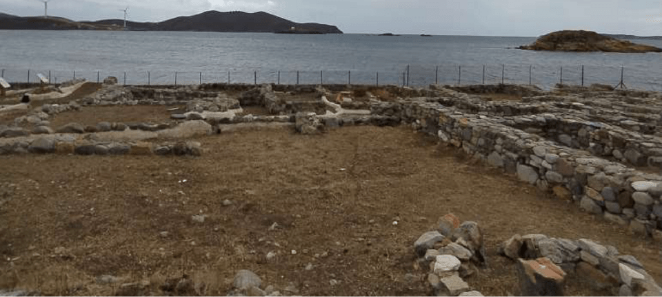 Άποψη του αρχαιολογικού χώρου Αρχοντίκι στα Ψαρά