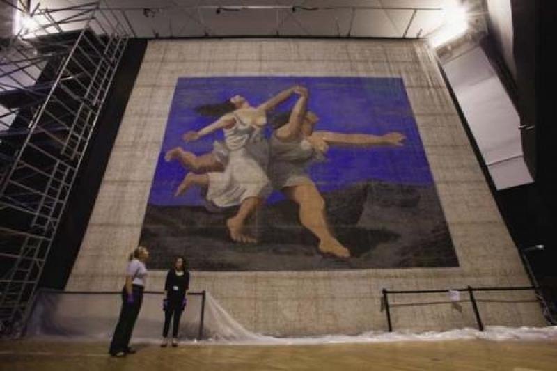 Εργασίες λίγο πριν τα εγκαίνια
