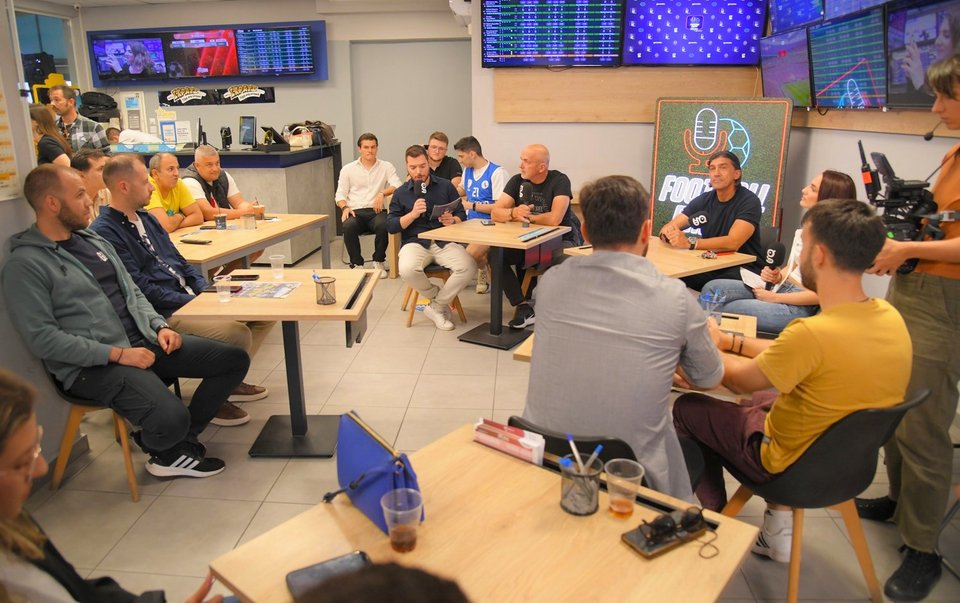 Pre-game show με Γιώργο Αμανατίδη και Θανάση Κολιτσιδάκη