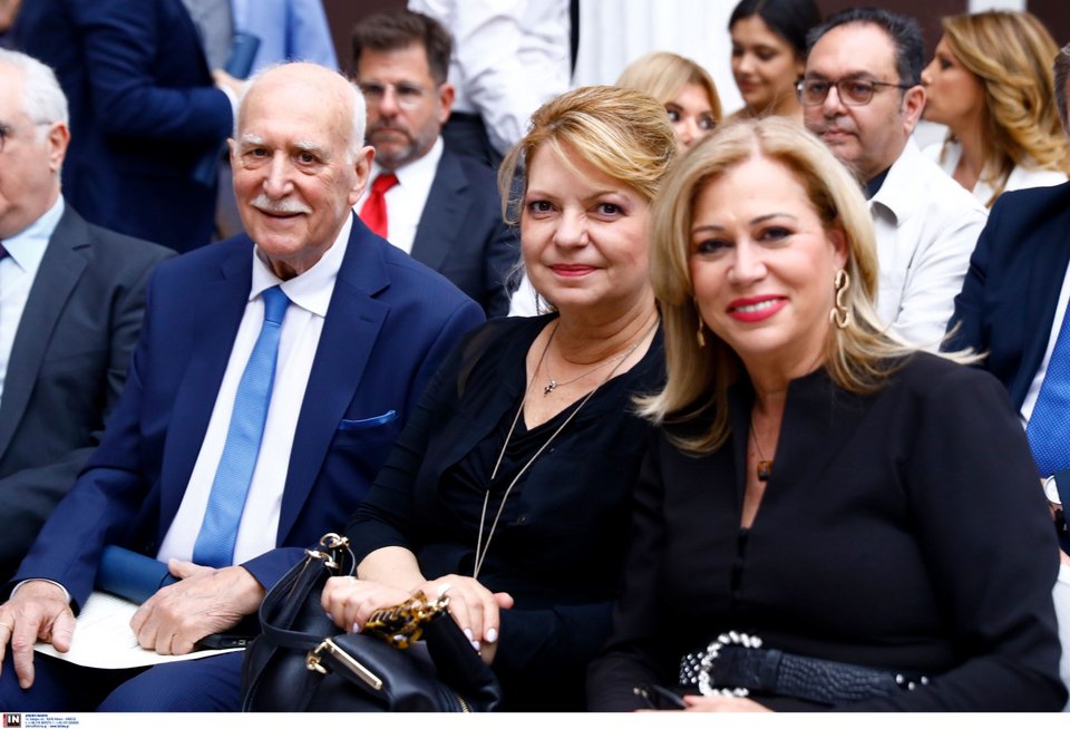 Ο Γιώργος Παπαδάκης (αριστερά), η Άρια Αγάτσα (δεξιά)