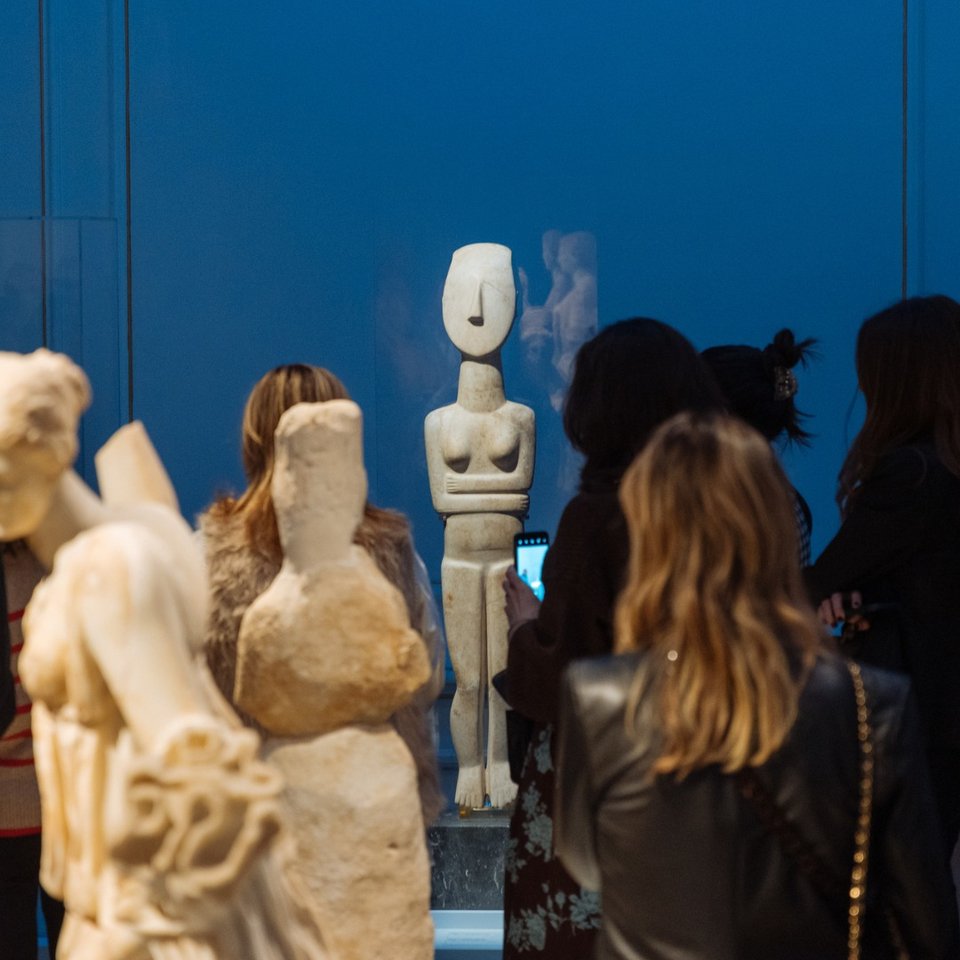 Στιγμιότυπο από την πρόσφατη έκθεση Κυκλαδίτισσες, άγνωστες ιστορίες των γυναικών των Κυκλάδων