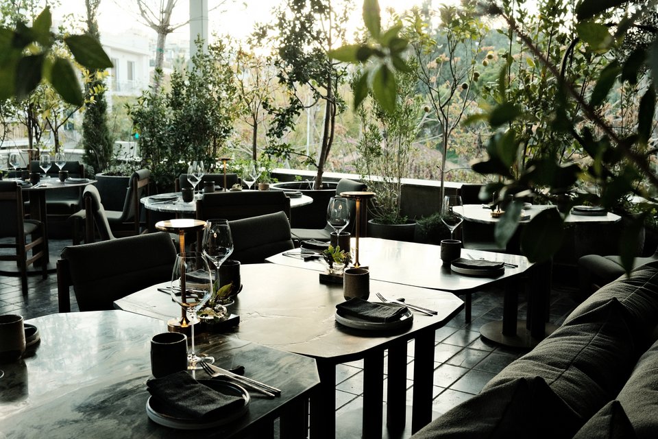 Το κατάφυτο roof garden του Humain