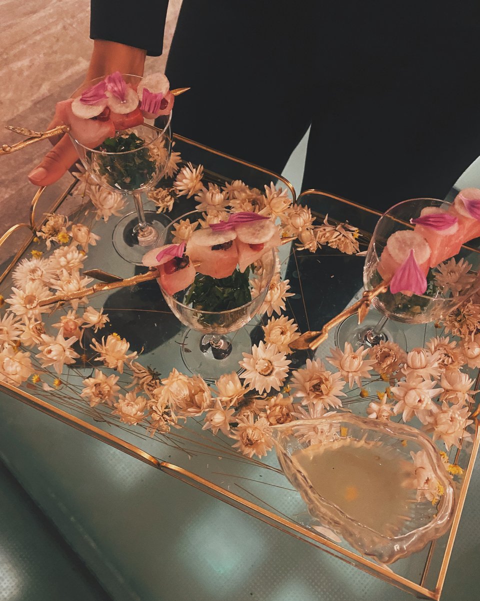 Σουβλάκι από μαγιάτικο. 