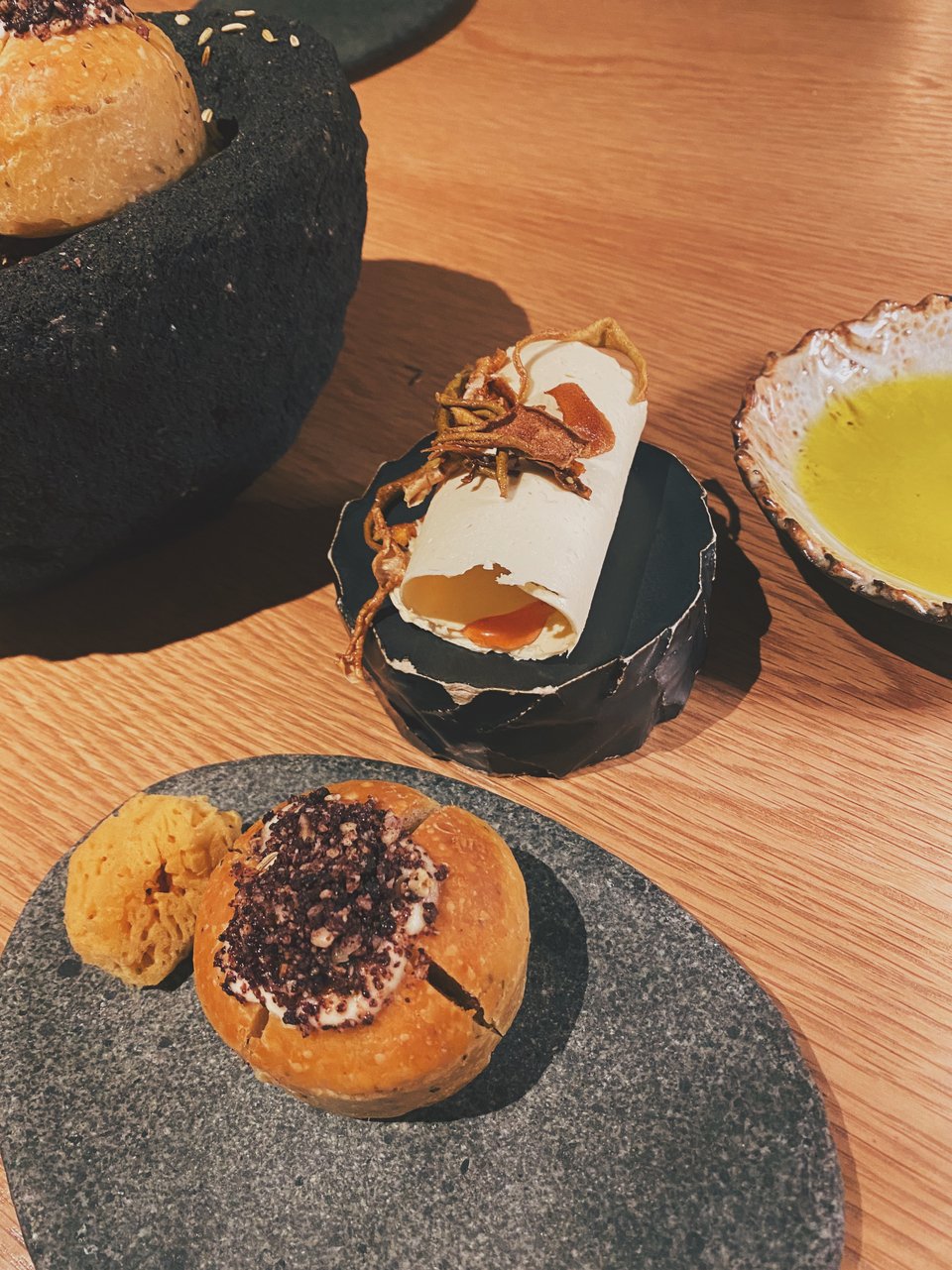 Το στάδιο με το ψωμί και το βούτυρο. 