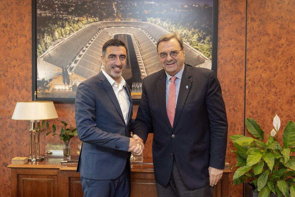 Νίκος Φλίγκος, Managing Director της Stoiximan, Ισίδωρος Κούβελος, Πρόεδρος Ελληνικής Ολυμπιακής Επιτροπής.