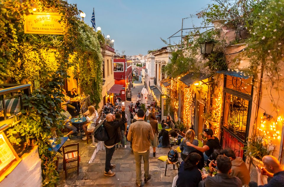 Τα Αναφιώτικα στην Πλάκα