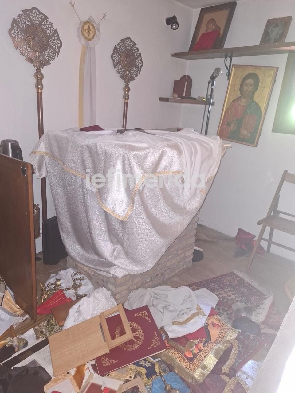 εκκλησάκι