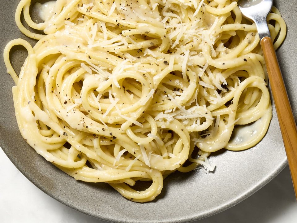 Το κύριο πρόβλημα του πιάτου έγκειται στη σάλτσα, καθώς χωρίς την απαιτούμενη ακρίβεια μπορεί να σβολιάσει / SHUTTERSTOCK