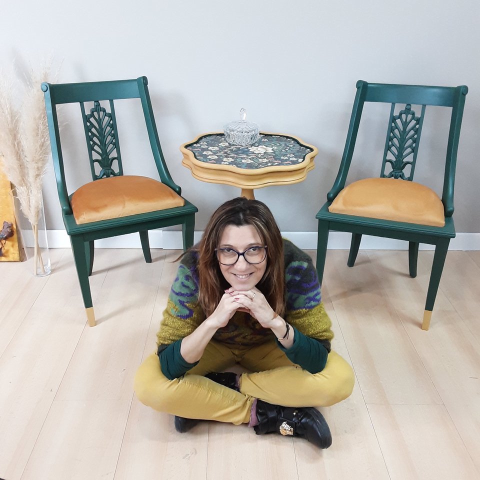 «Όταν σώζουμε ένα έπιπλο, δεν σώζουμε μόνο ξύλο. Σώζουμε δέντρα, νερό, πρώτες ύλες και ενέργεια»