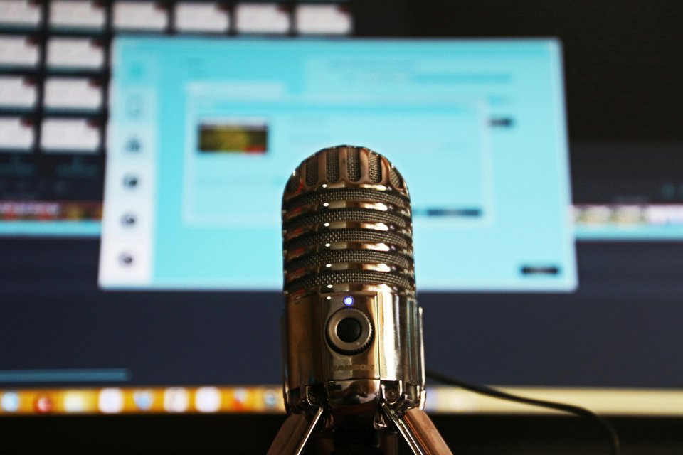 Η βιομηχανία των podcast έχει αποκτήσει νέα ζωή την τελευταία δεκαετία / PEXELS