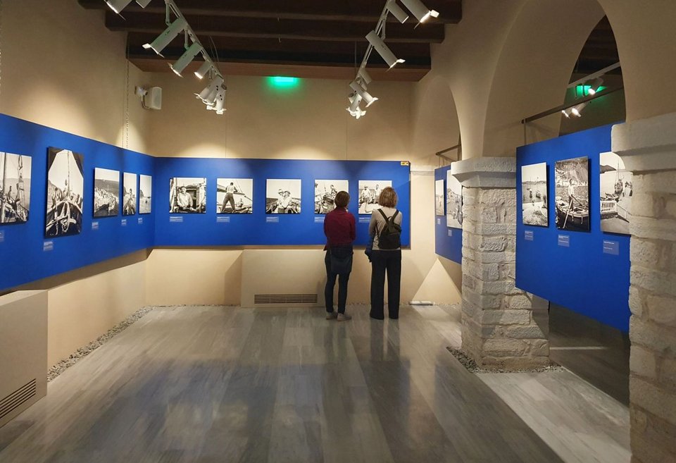 Το έργο του διεθνούς φήμης φωτογράφου Ρόμπερτ Μακέιμπ (Robert McCabe)