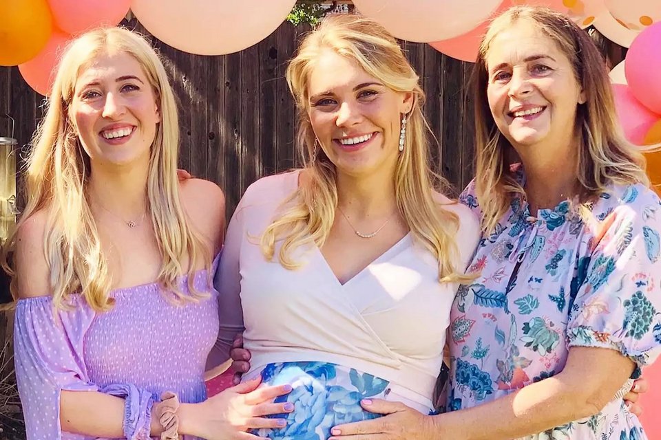 Οι Asha Rose Musk, η Alexandra Musk και η Heide Bezuidenhout Musk