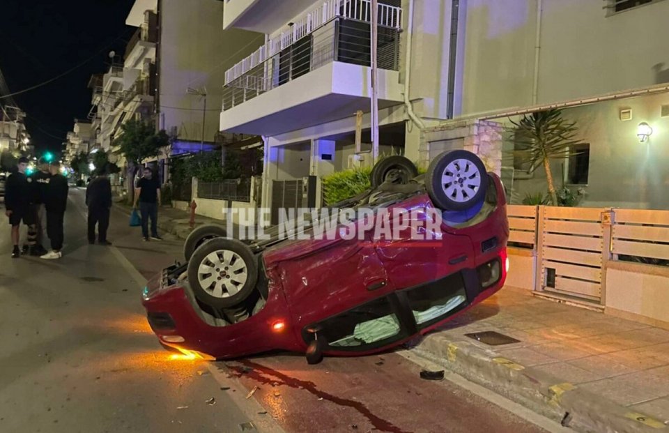 Οι επιβαίνοντες των δύο οχημάτων, οι οποίοι φέρουν ελαφρά τραύματα, μεταφέρθηκαν στο Νοσοκομείο Βόλου