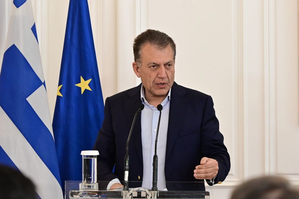 Ο αναπληρωτής υπουργός Αθλητισμού, Γιάννης Βρούτσης