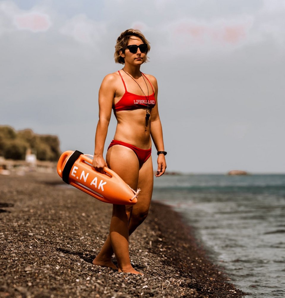 Ναυαγοσώστρια