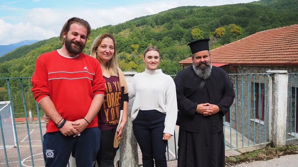 Στέφανος, Βασιλική και η δασκάλα