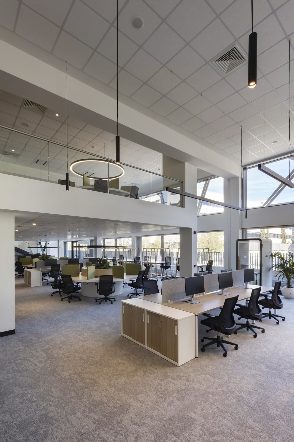 Γενική άποψη του χώρου των γραφείων / Φωτογραφία: Courtesy of A&amp;M Architects