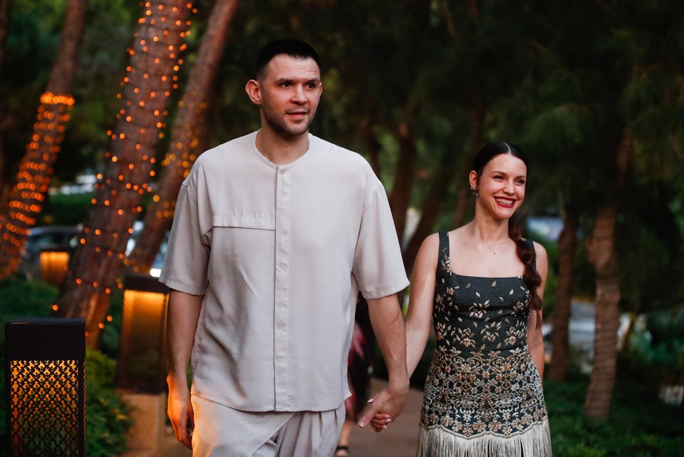 O Κώστας Παπανικολάου με τη σύζυγό του / Eurokinissi