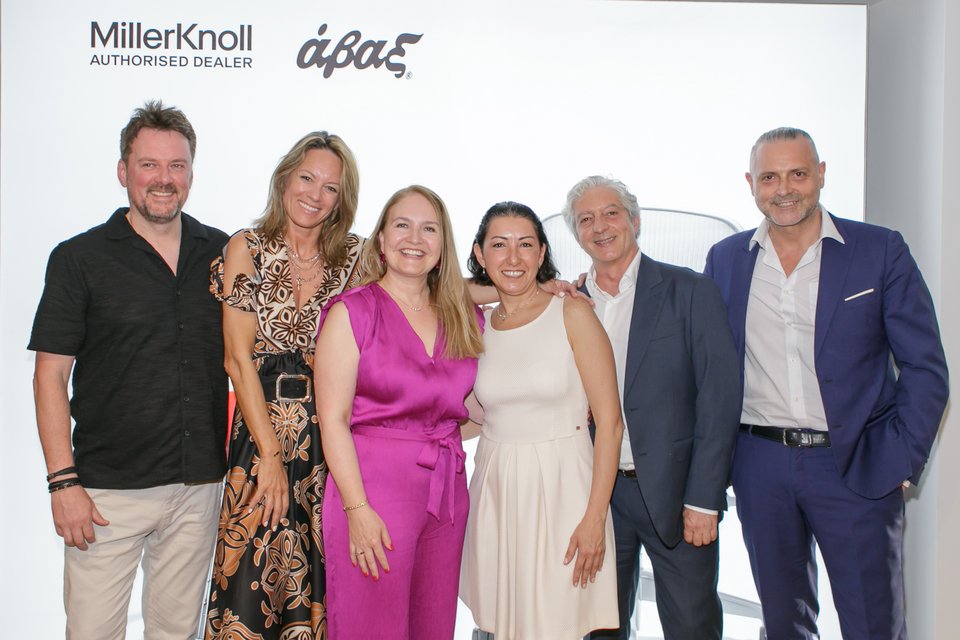 Από την εταιρεία MillerKnoll: Michael Richards, Federica Franzini, Sandrine Cardinale, Merve Aslan, Marco Vignati, Mario Colombo