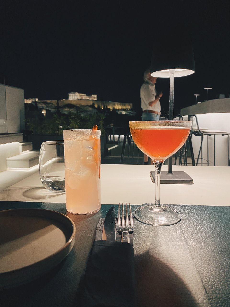 Spicy Paloma και κοκτέιλ με βάση το τζιν / Φωτογραφία: Μάνος Λειβαδάρος/iefimerida