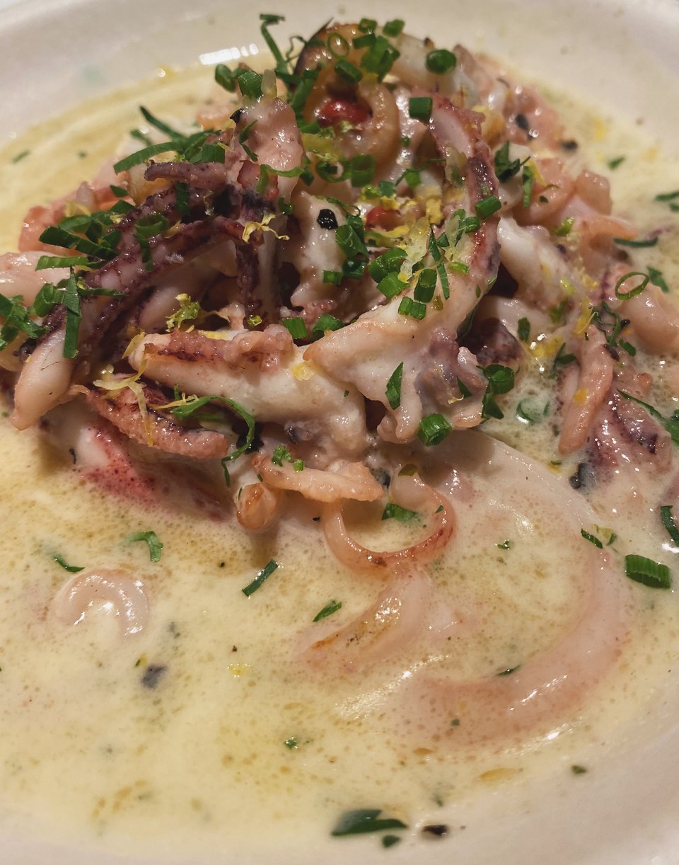 Η cacio e pepe καλαμαριού / Φωτογραφία: Μάνος Λειβαδάρος/iefimerida