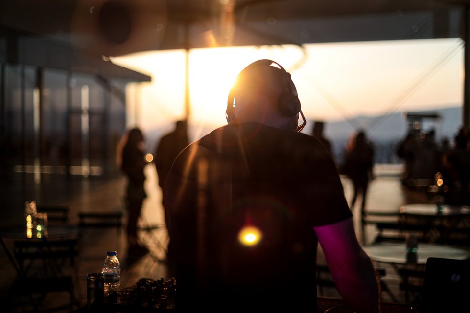 Sunset DJ Sets / φωτογραφία Pelagia Karanikola