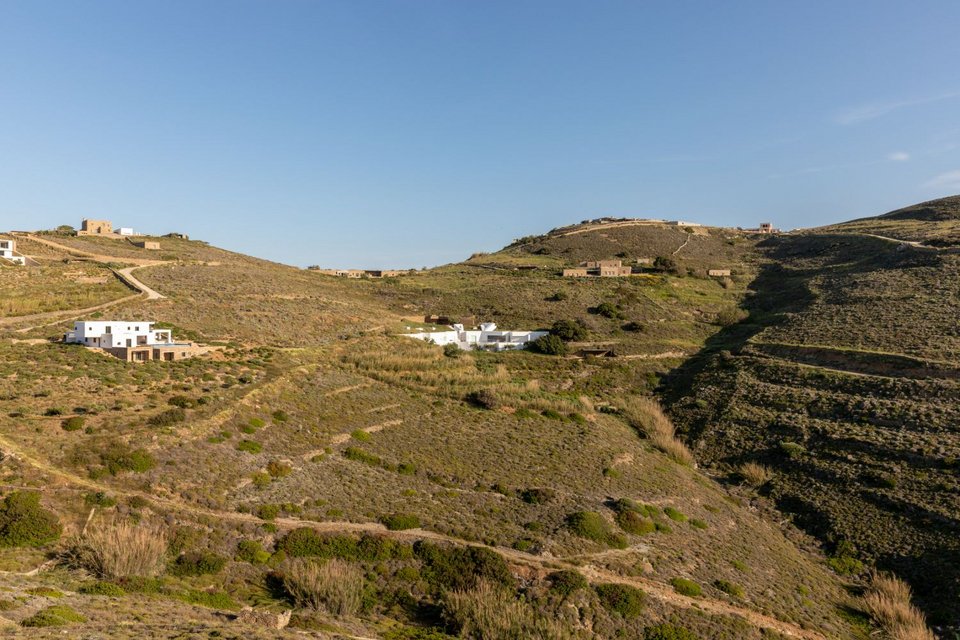 Βραβευμένος σχεδιασμός για την ένταξη κατοικιών στο τοπίο