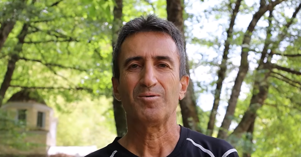 Ο Χρήστος Σταυριανίδης που σκοτώθηκε στο δάσος του Φρακτού στη Δράμα από επίθεση αρκούδας / Στιγμιότυπο από youtube @dramania.gr
