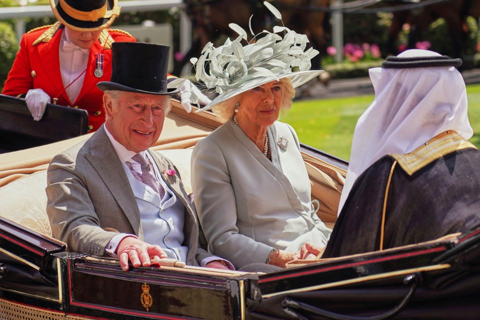 Βασιλιάς Κάρολος και βασίλισσα Καμίλα στο Royal Ascot χθες Τρίτη