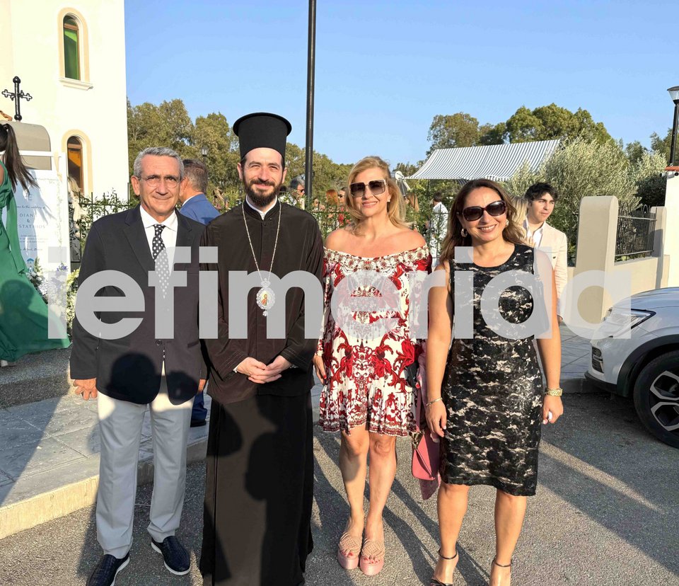 Ο περιφερειάρχης Νοτίου Αιγαίου Γιώργος Χατζημάρκος με τη σύζυγό του, τον μητροπολίτη Μεξικού Ιάκωβο και την έπαρχο Κω, Κωνσταντίνα Σβύνου