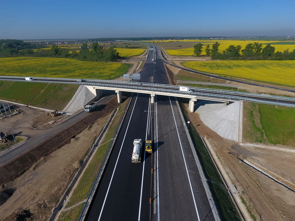 Ο αυτοκινητόδρομος που κατασκευάστηκε από τον ΑΚΤΩΡ Ρουμανίας