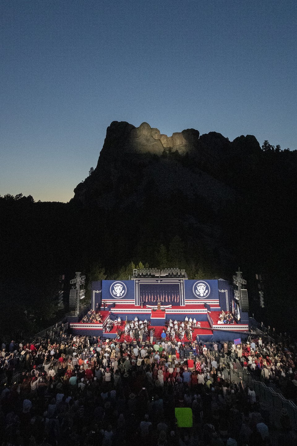 Ο Ντόναλντ Τραμπ μιλάει στο Εθνικό Μνημείο Mount Rushmore, Παρασκευή 3 Ιουλίου 2020