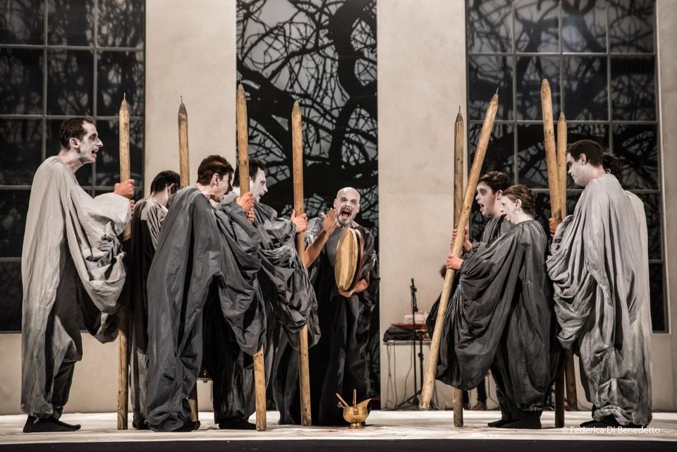 Το Teatro Patologico της Ιταλίας στην σκηνή της Φρυνίχου