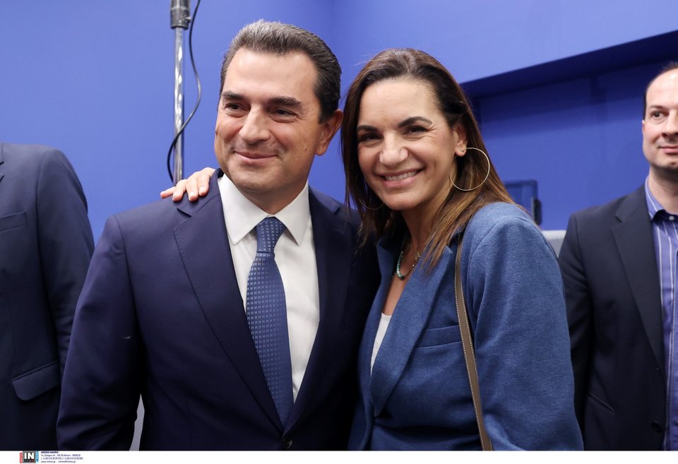 Ο Κώστας Σκρέκας με την Όλγα Κεφαλογιάννη-Φωτογραφία: Intimenews/ΒΛΑΣΣΟΠΟΥΛΟΥ ΙΣΜΗΝΗ