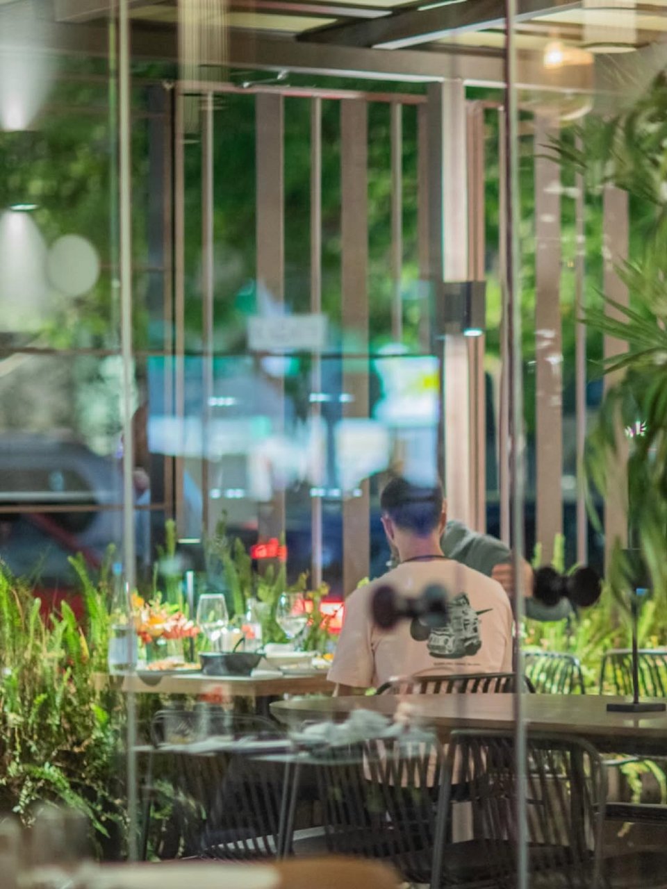 Άποψη από την δροσερή όαση της Strigglas στα βόρεια προάστια  / Φωτογραφία: Μαρία Μαράκη