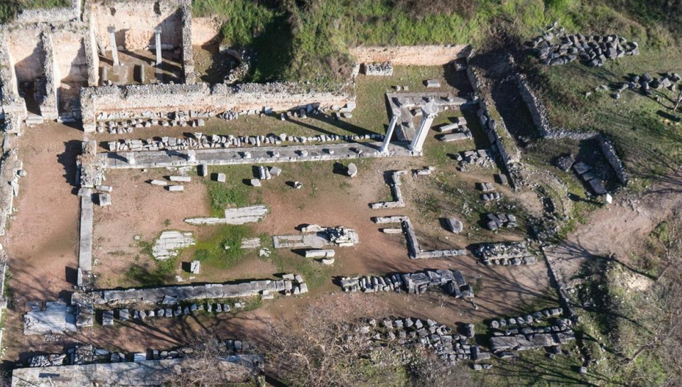 Άποψη της Βασιλικής Α' Φιλίππων από ψηλά