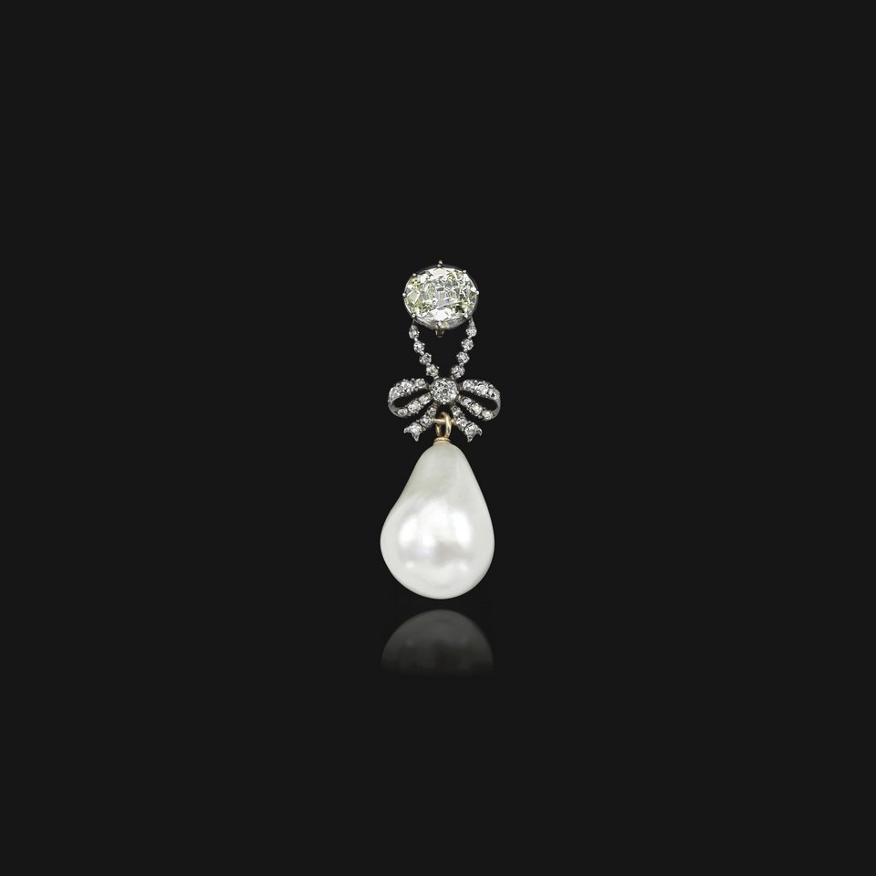 Marie-Antoinette's Pearl jewels. Heidi Horten Collection. © Sotheby's. Bridgeman Images.