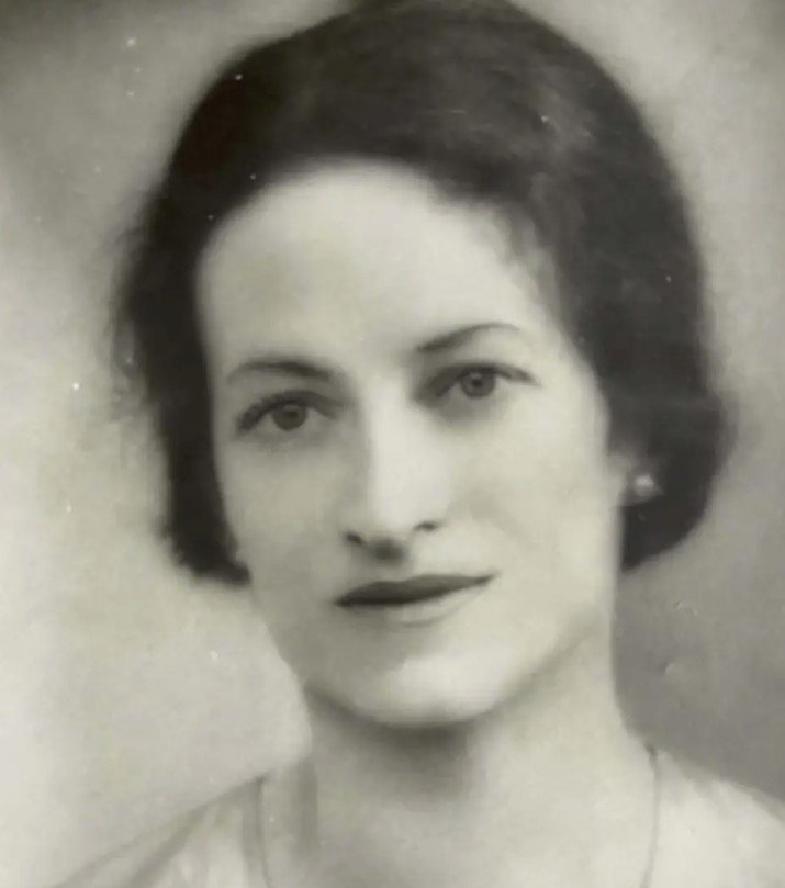 Sylvia Lynd / WIKIPEDIA