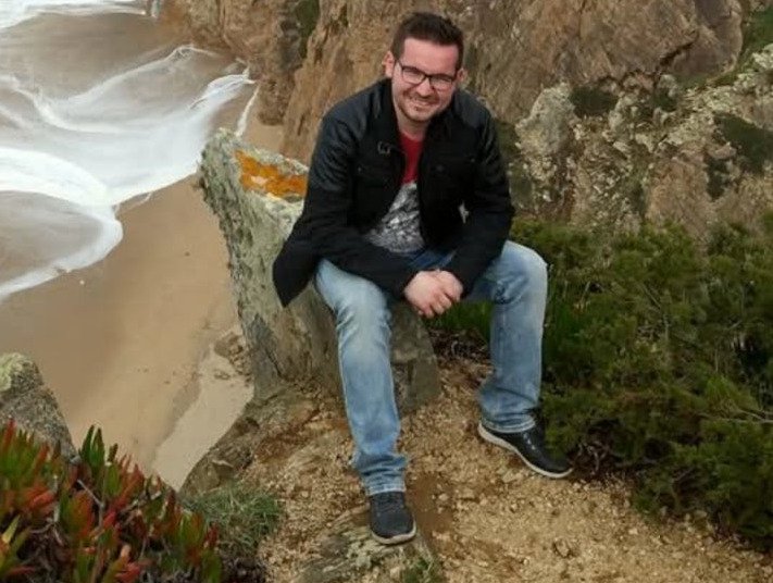 Ο Lukasz Jeziorski, ο αδερφός του Πολωνού καθηγητή