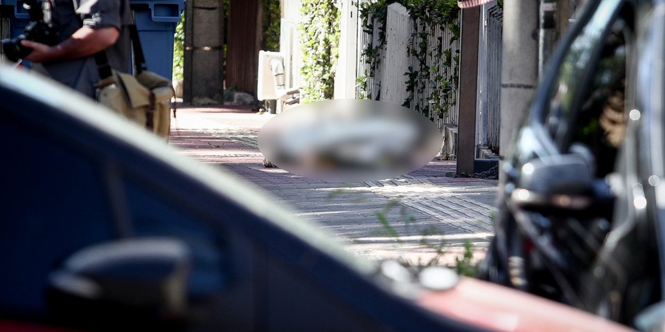 Νεκρός άνδρας από πυροβολισμούς στην Αγία Παρασκευή / Φωτογραφία: ΣΩΤΗΡΗΣ ΔΗΜΗΤΡΟΠΟΥΛΟΣ/EUROKINISSI