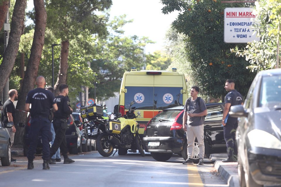 Νεκρός άνδρας από πυροβολισμούς στην Αγία Παρασκευή / Φωτογραφία: ΣΩΤΗΡΗΣ ΔΗΜΗΤΡΟΠΟΥΛΟΣ/EUROKINISSI