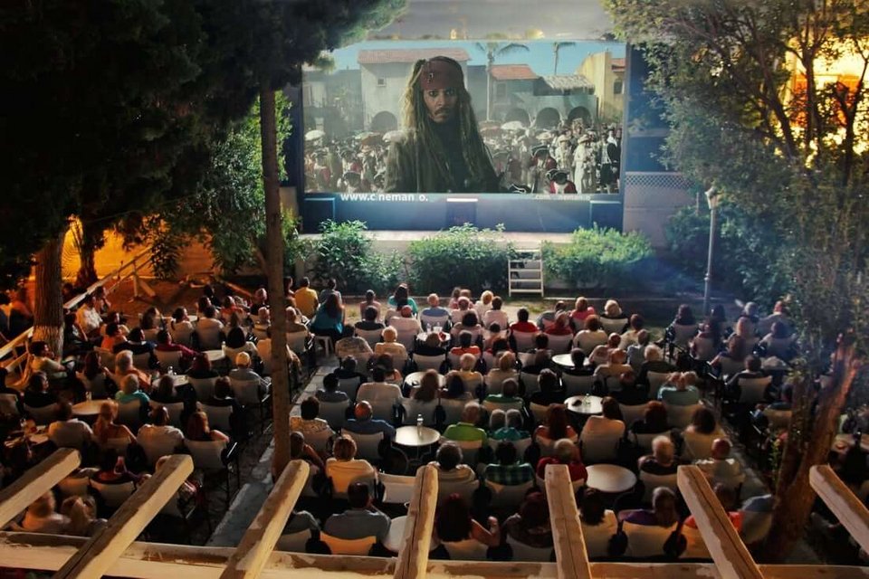 Cine Manto στη Μύκονο