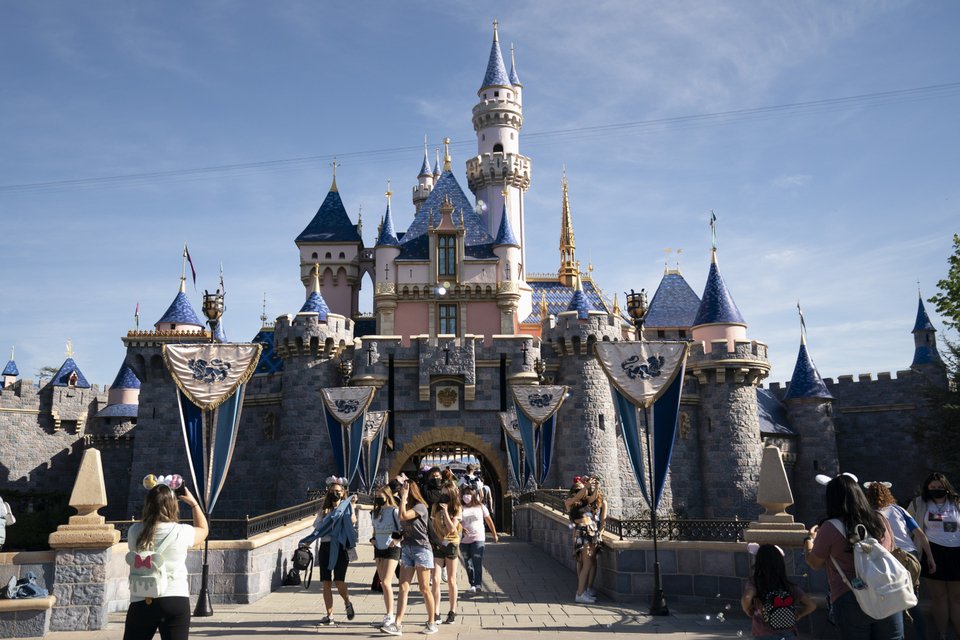 Το Κάστρο της Ωραίας Κοιμωμένης στην Disneyland