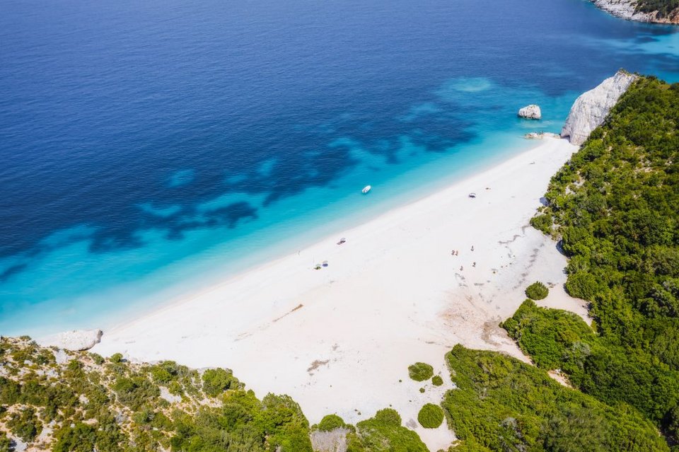 Φτέρη άγνωστη παραλία Κεφαλλονιά