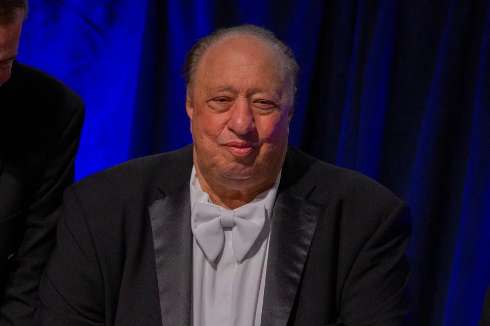 Ο Τζον Κατσιματίδης