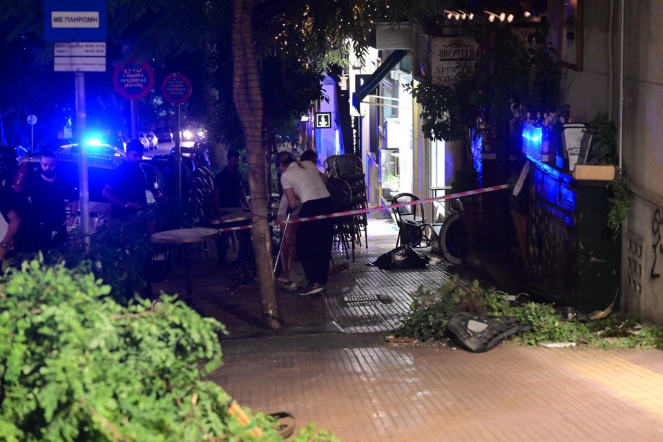 Το σημείο όπου σημειώθηκε το ατύχημα στο Κολωνάκι / Φωτογραφία: EUROKINISSI
