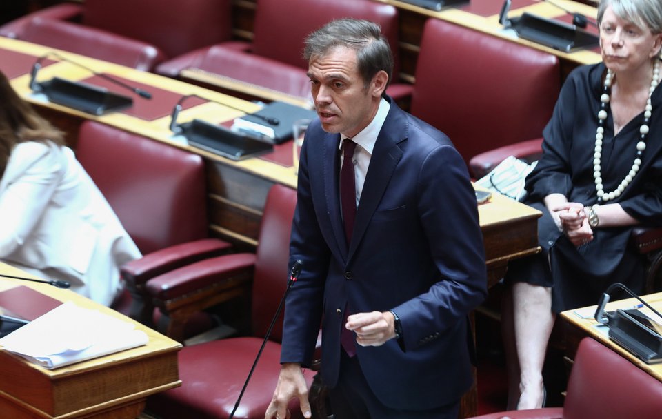 Ο κοινοβουλευτικός εκπρόσωπος του ΠΑΣΟΚ, Δημήτρης Μάντζος / Intime